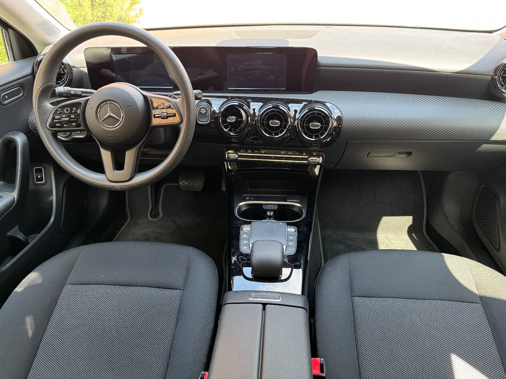 Mercedes-Benz A 250 2021