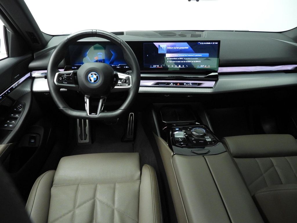 BMW i5 2024