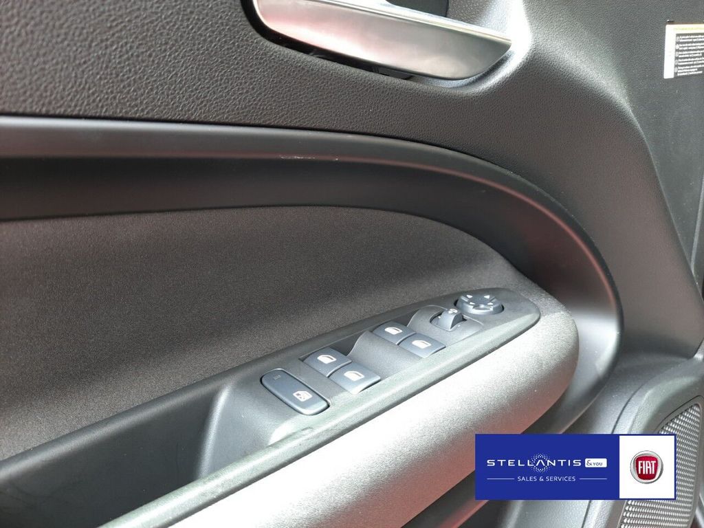 Alfa Romeo Junior 2025