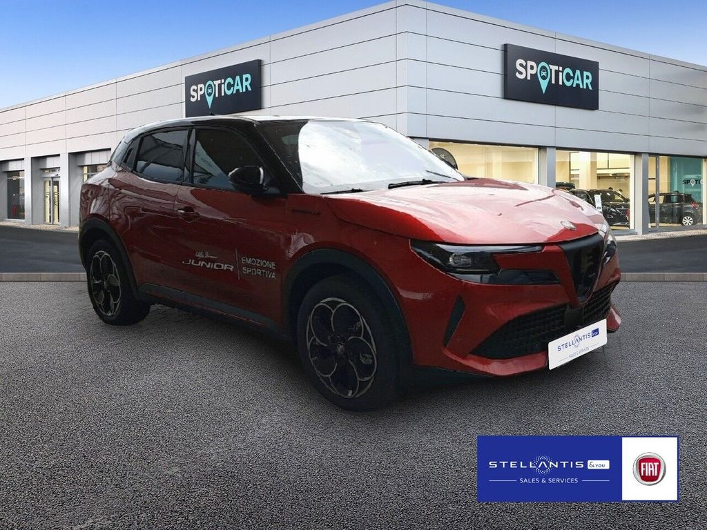 Alfa Romeo Junior 2025