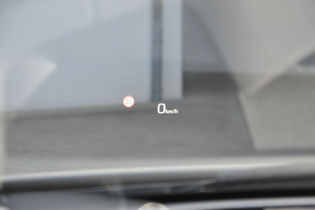 Ferrari 296 GTB 2023