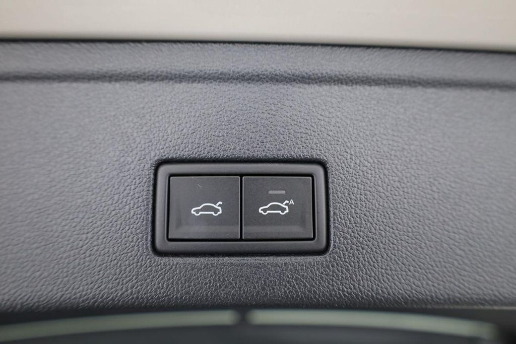 Volkswagen Touareg 2025