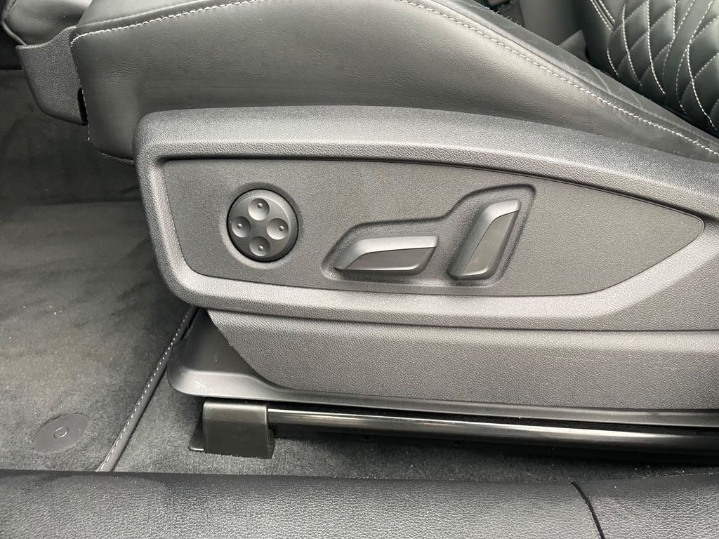 Audi SQ5 2023