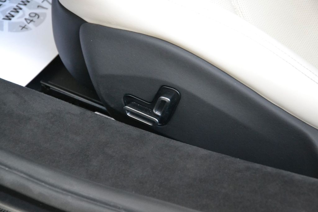 Ferrari 296 GTB 2023