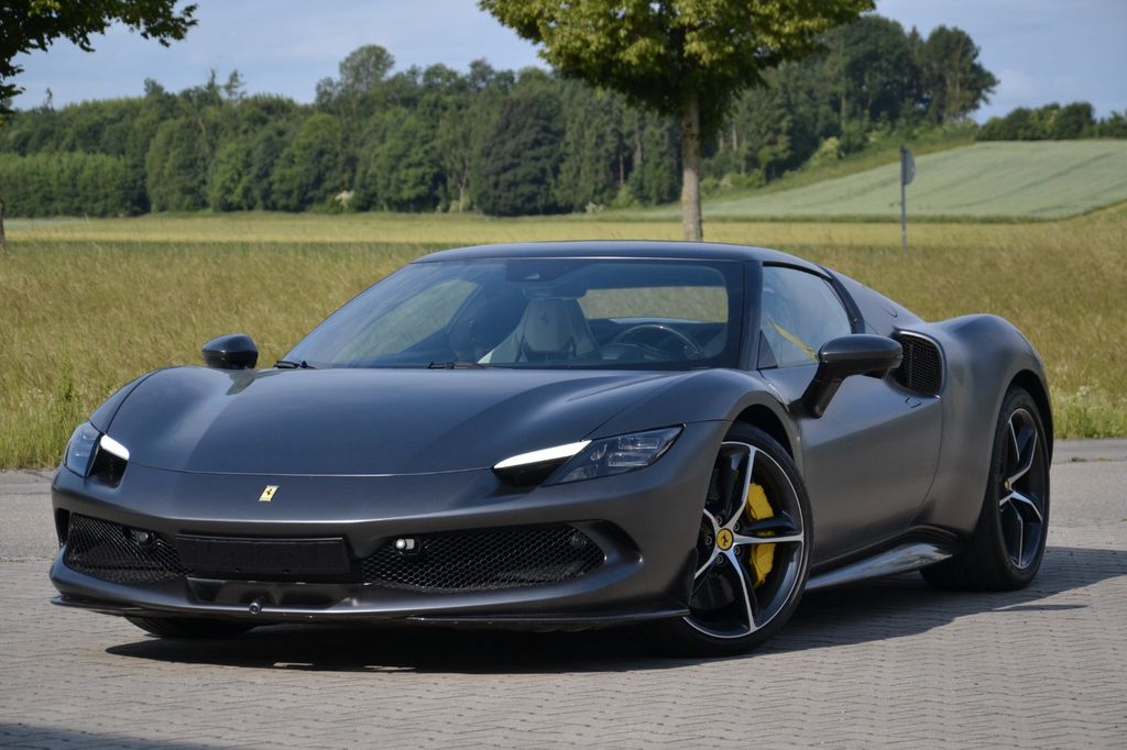 Ferrari 296 GTB 2023