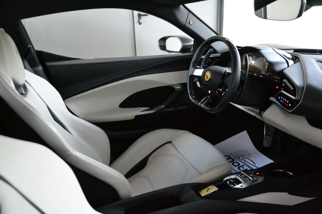 Ferrari 296 GTB 2023