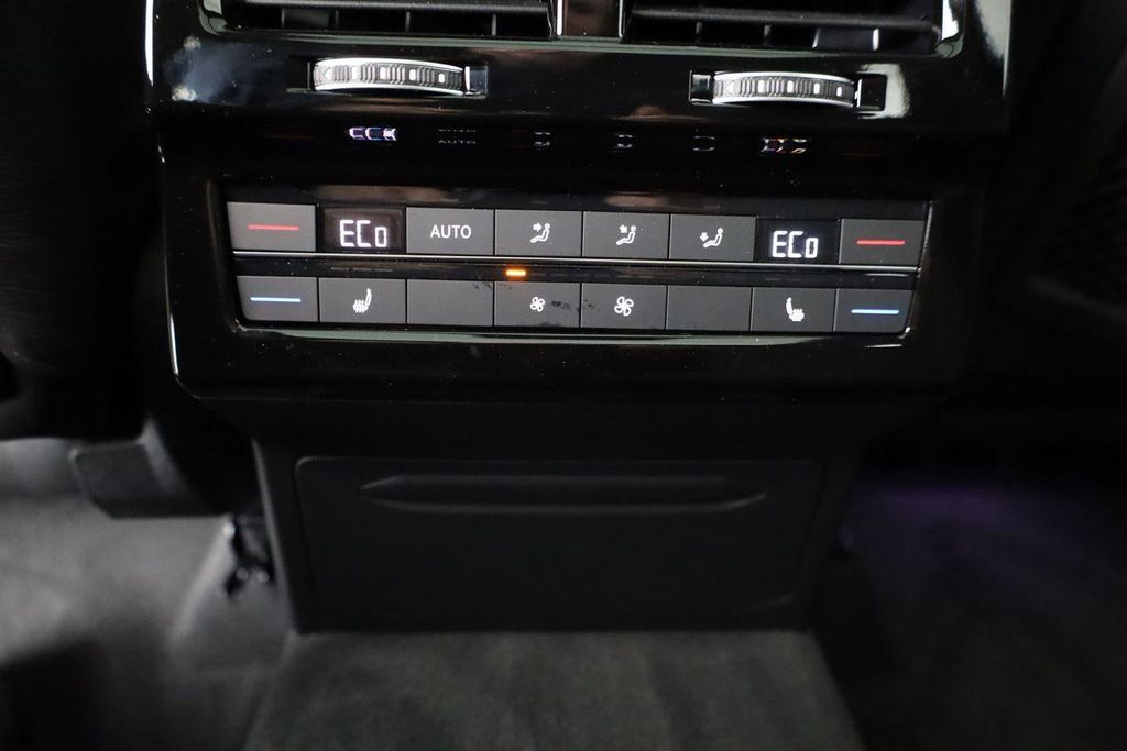 Volkswagen Touareg 2025