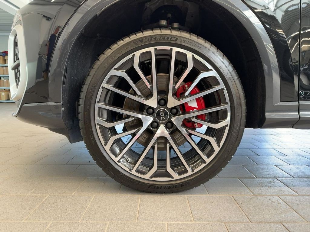 Audi SQ5 2025