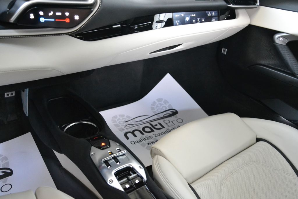 Ferrari 296 GTB 2023