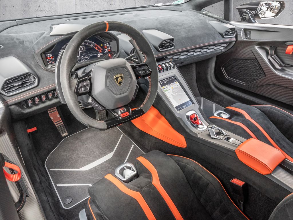 Lamborghini Huracán 2024