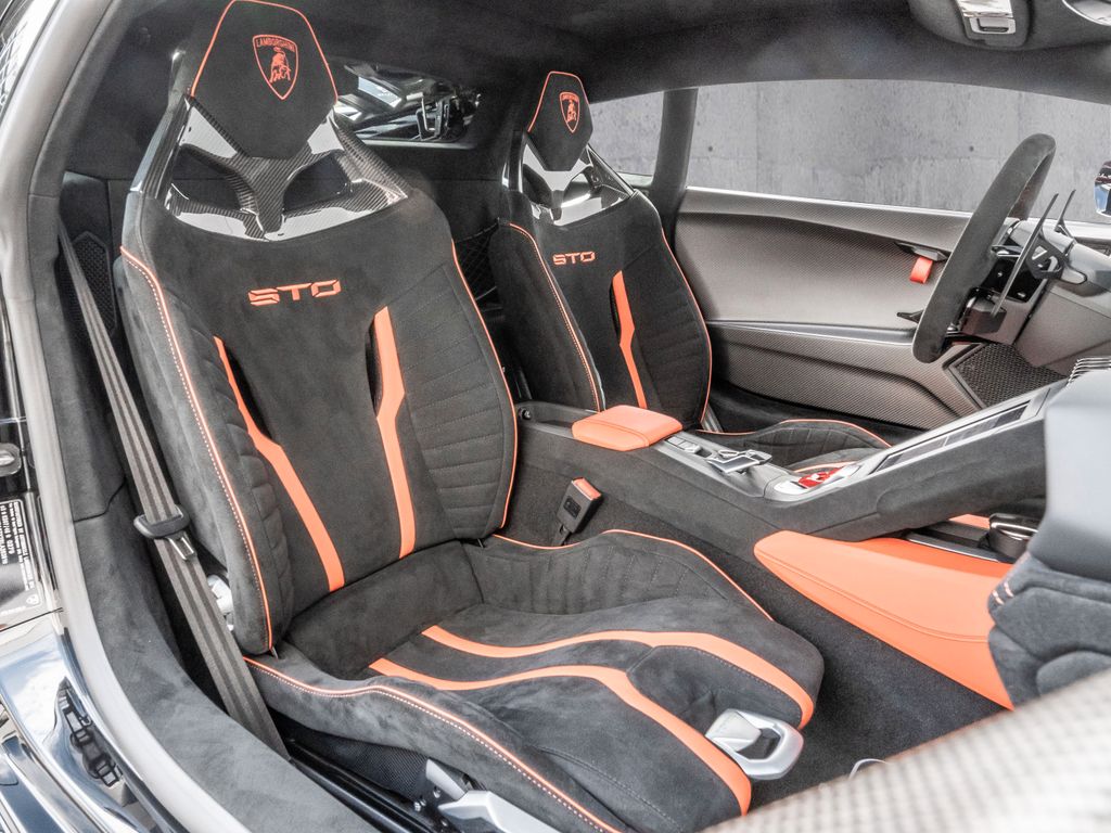 Lamborghini Huracán 2024