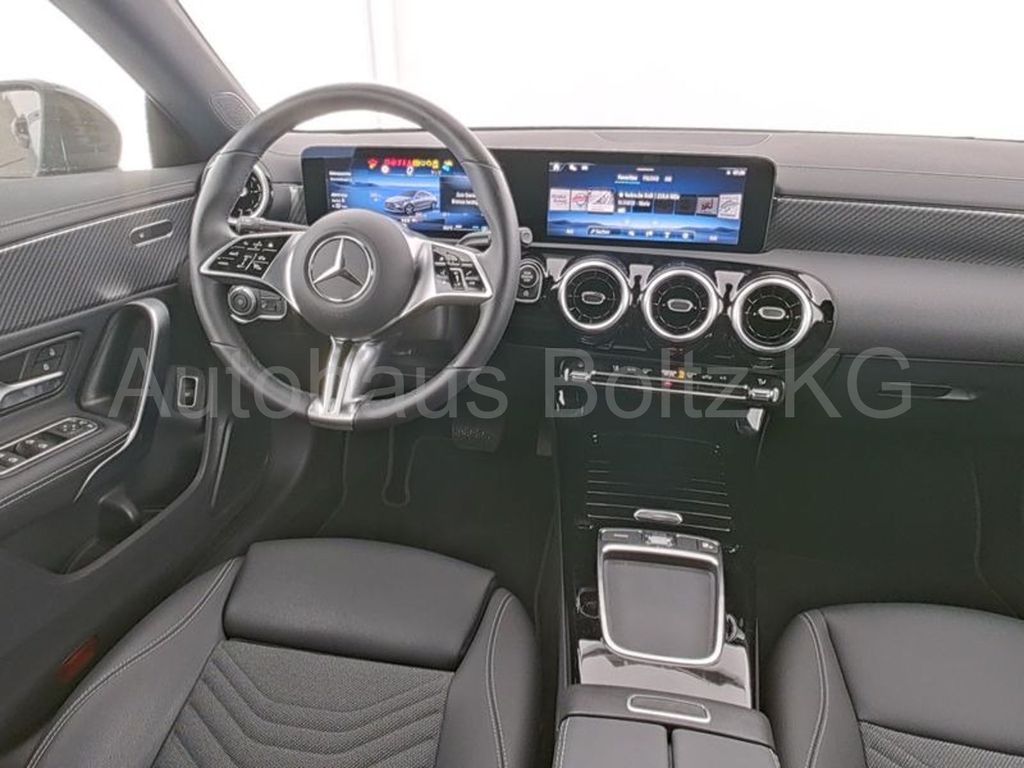 Mercedes-Benz CLA 180 2024