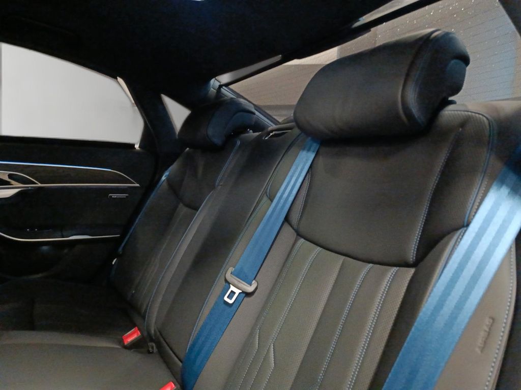Audi A8 2025