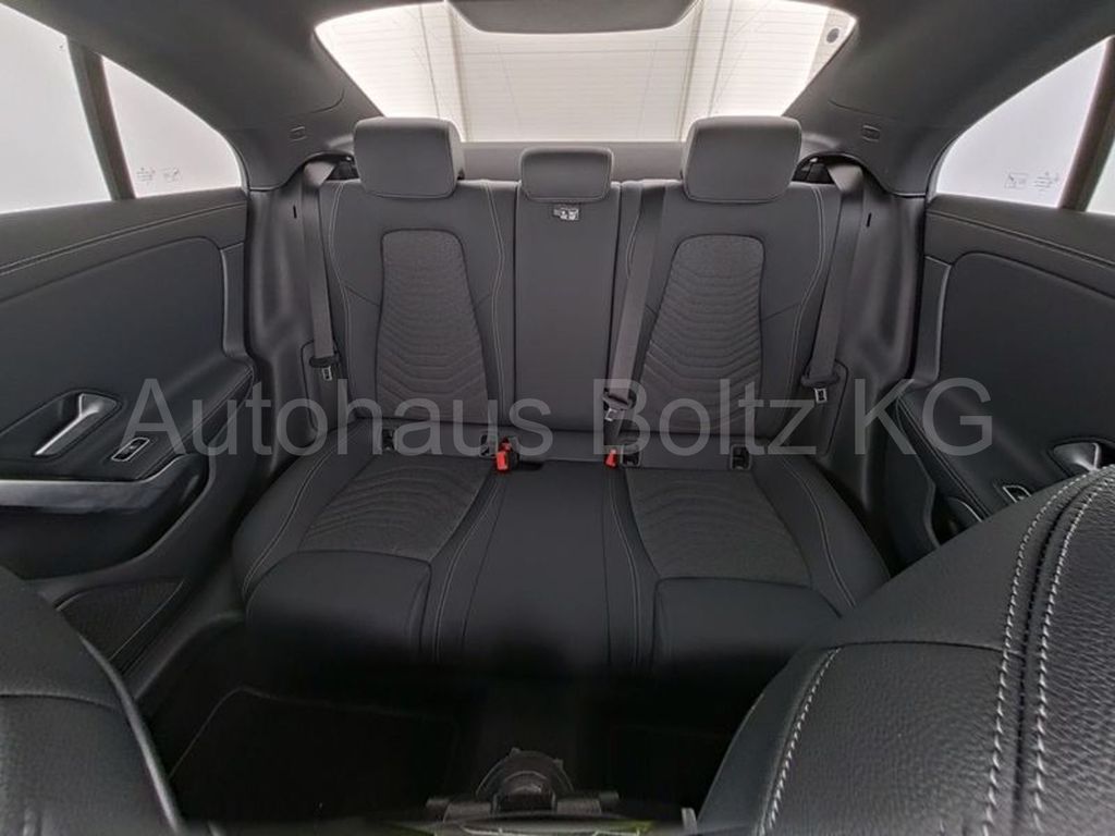 Mercedes-Benz CLA 180 2024