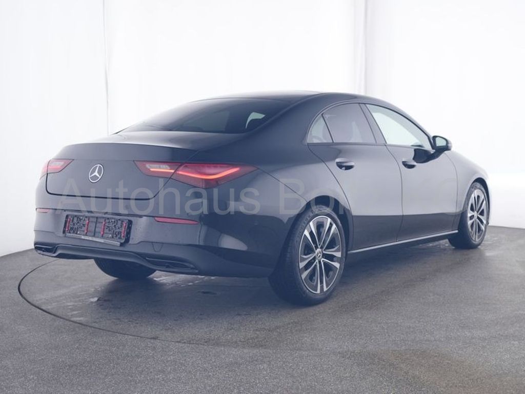 Mercedes-Benz CLA 180 2024