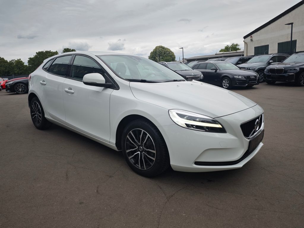 Volvo V40 2019