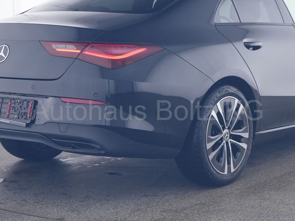 Mercedes-Benz CLA 180 2024