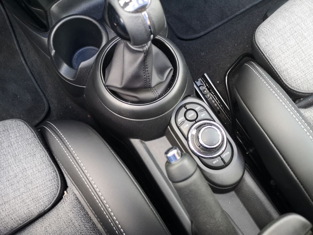 MINI Cooper Cabrio 2022