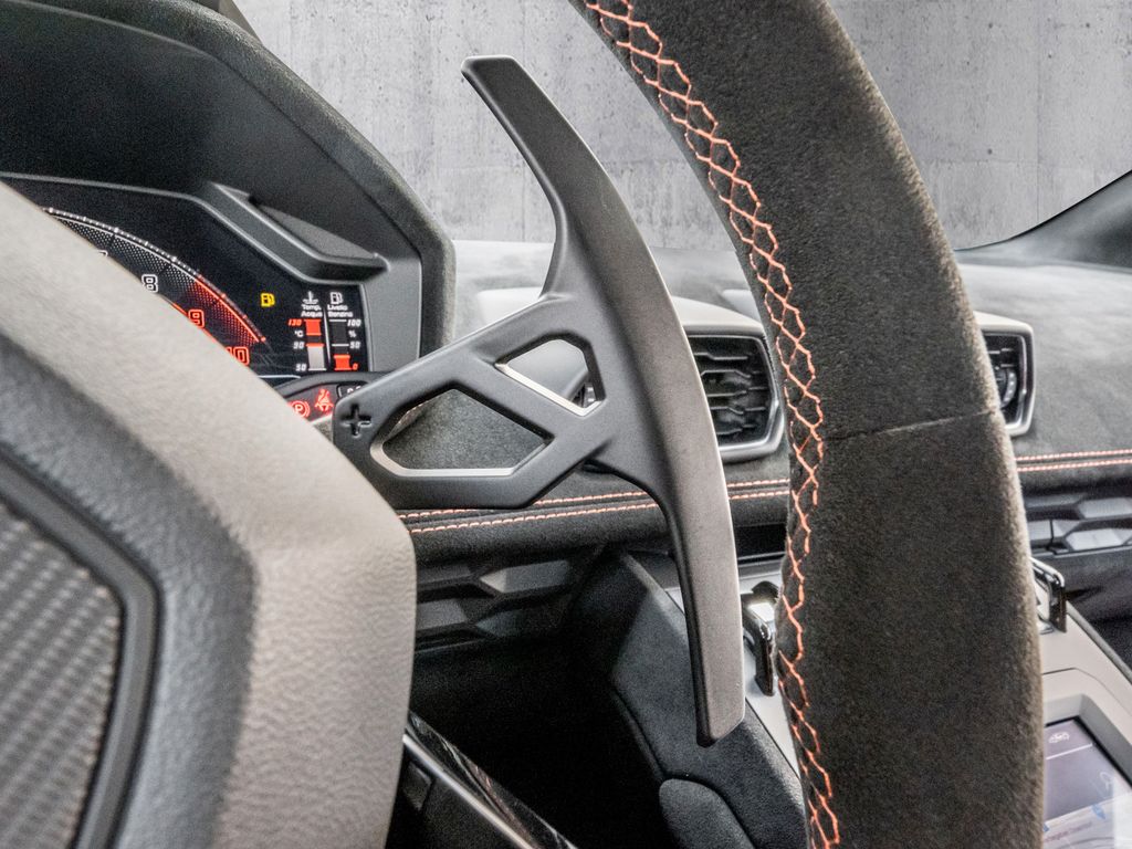 Lamborghini Huracán 2024