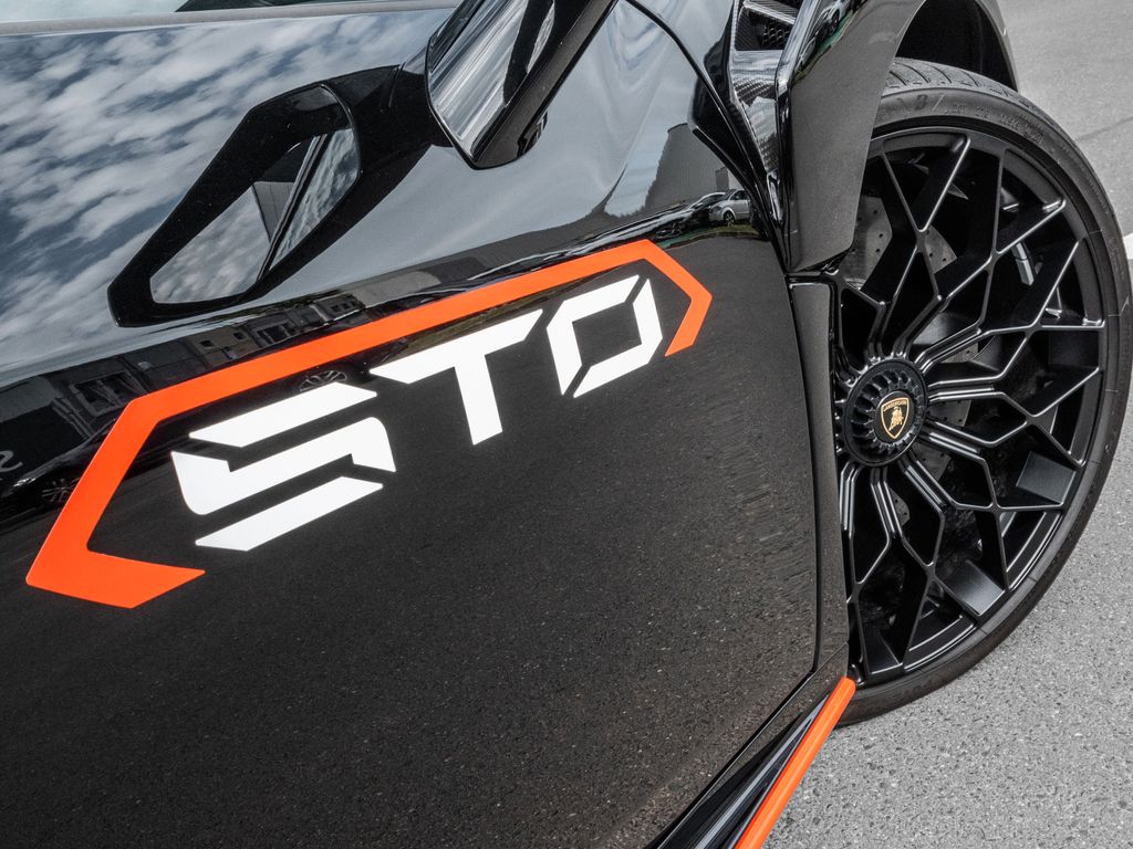 Lamborghini Huracán 2024