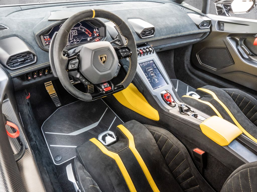 Lamborghini Huracán 2024