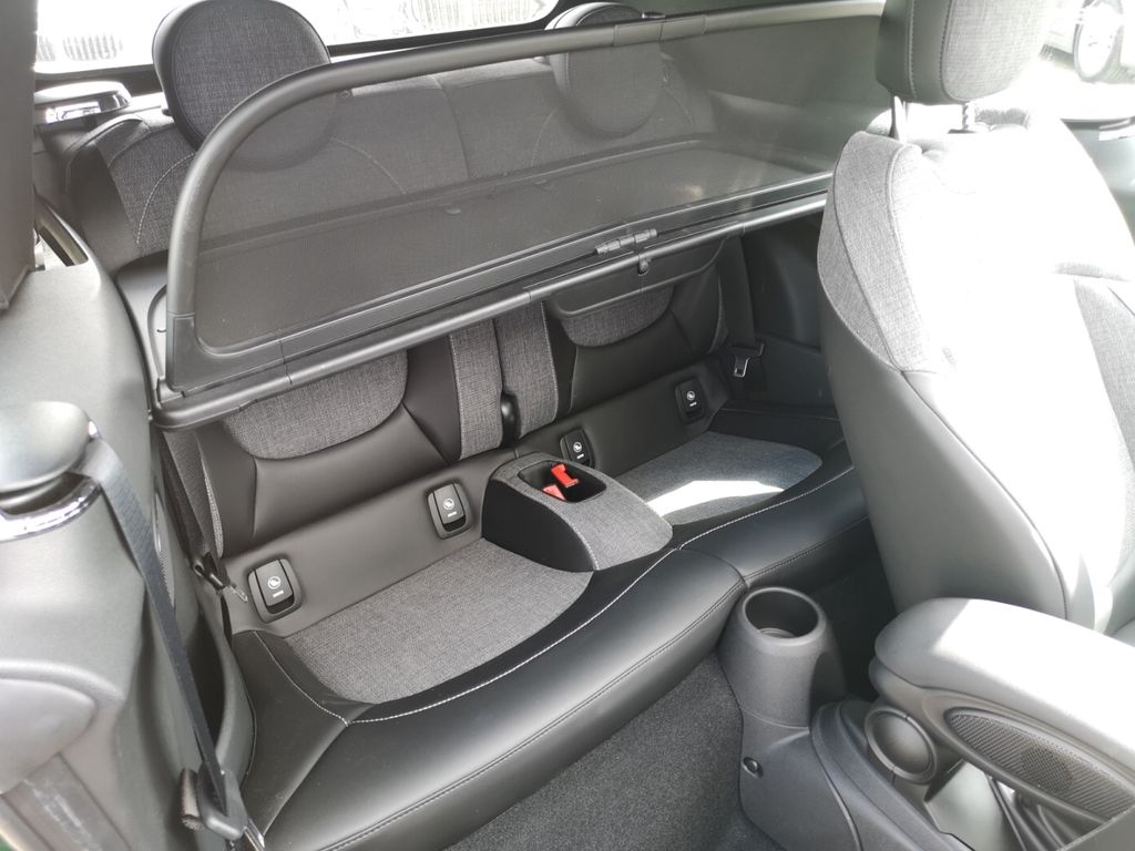 MINI Cooper Cabrio 2022