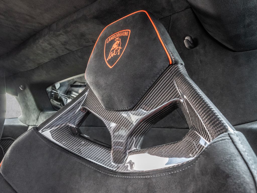 Lamborghini Huracán 2024