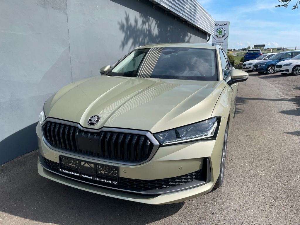 Skoda Superb 2025
