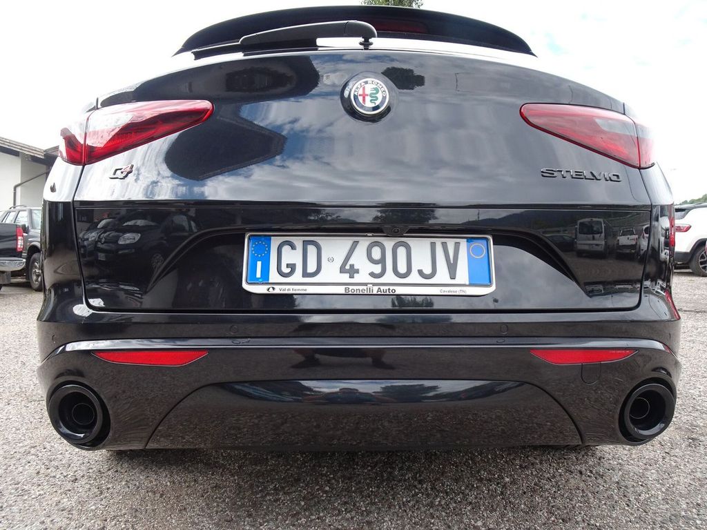 Alfa Romeo Stelvio 2020