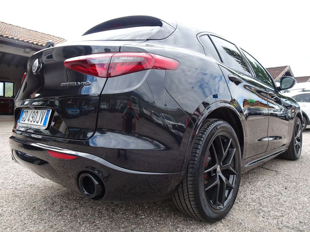 Alfa Romeo Stelvio 2020