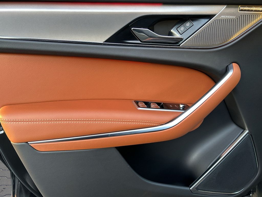 Jaguar F-Pace 2023