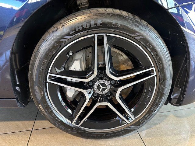 Mercedes-Benz E 300 2022