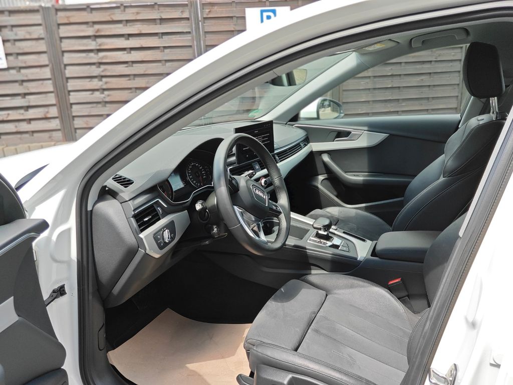 Audi A4 2022