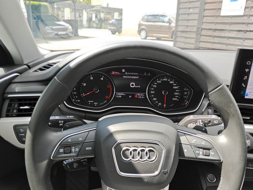 Audi A4 2022
