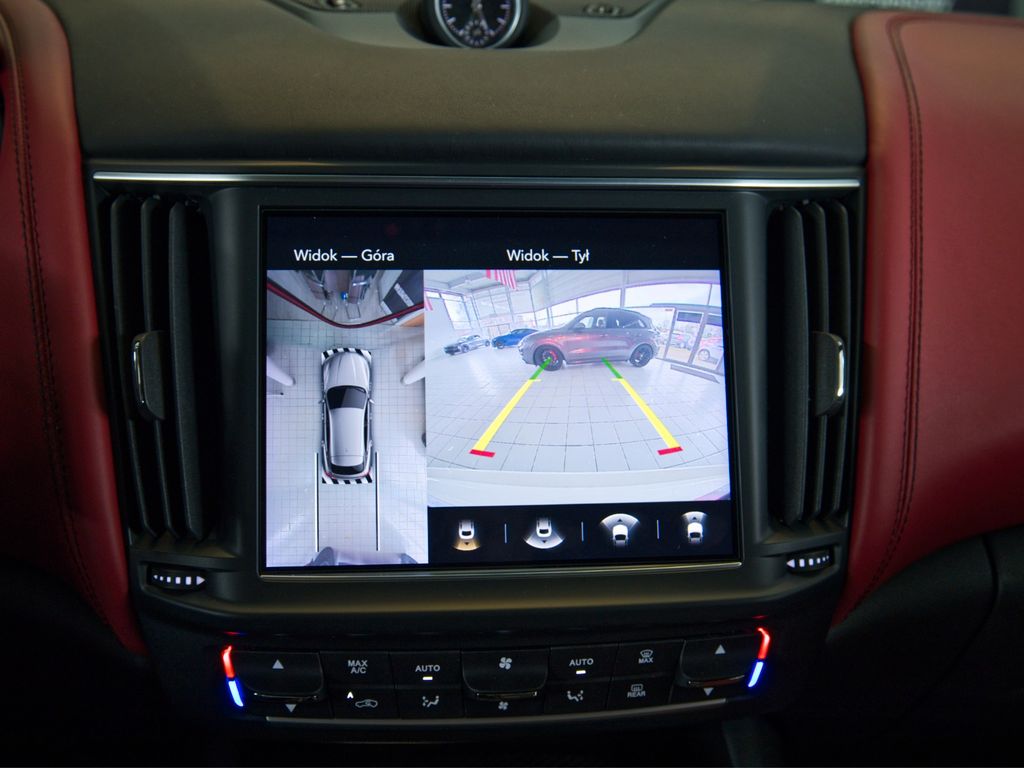 Maserati Levante 2021