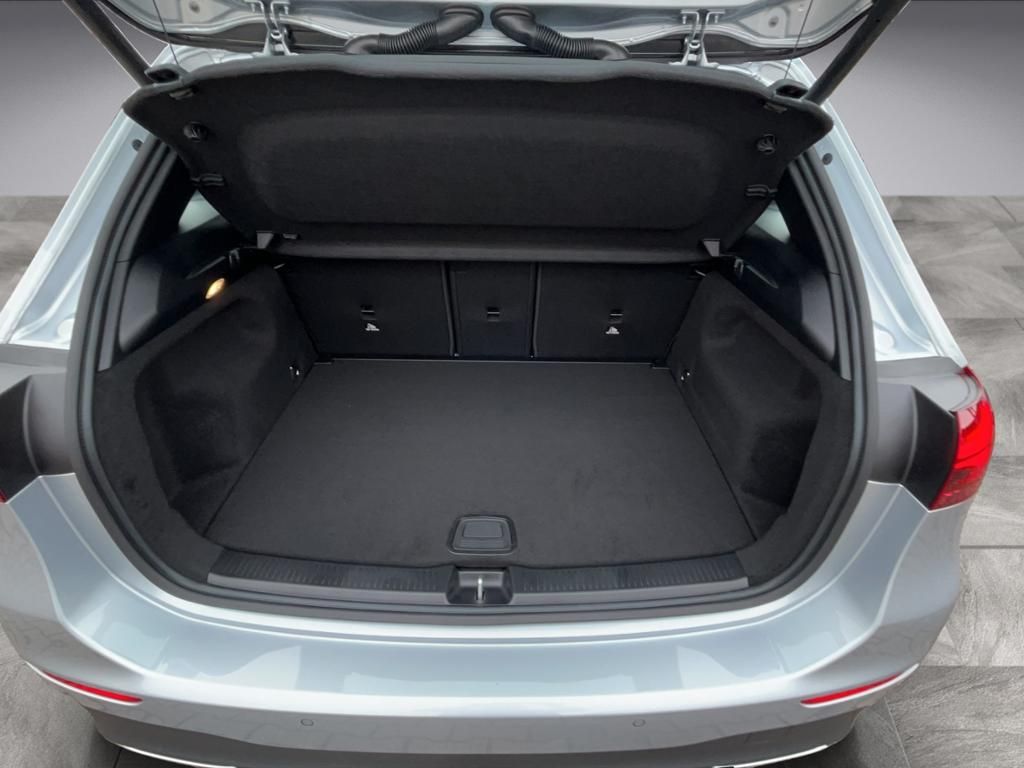 Mercedes-Benz B 200 2025