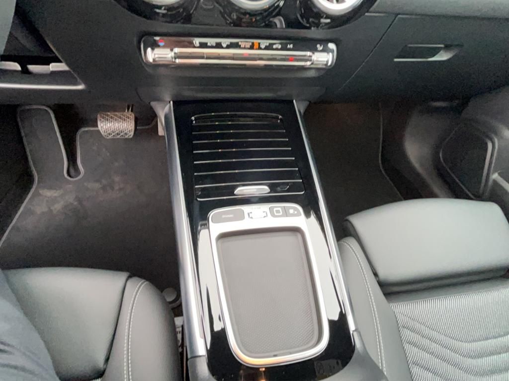 Mercedes-Benz B 200 2025