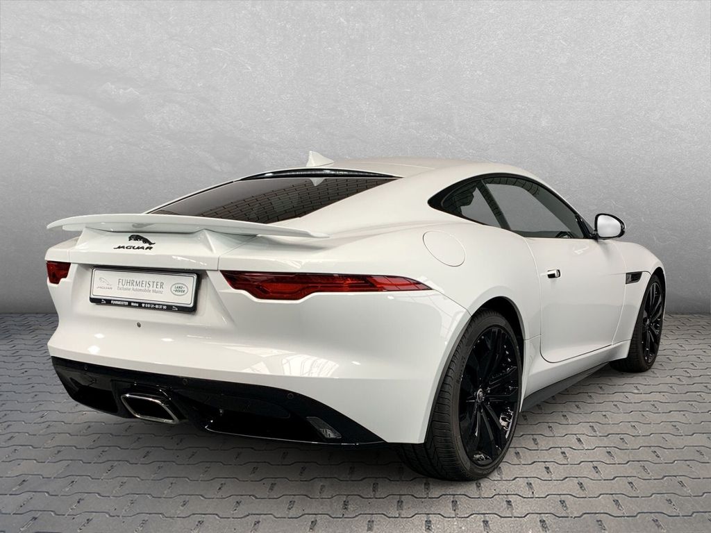 Jaguar F-Type 2024