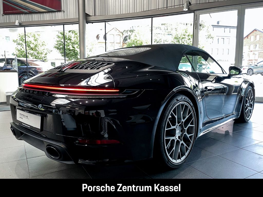 Porsche 992 2025