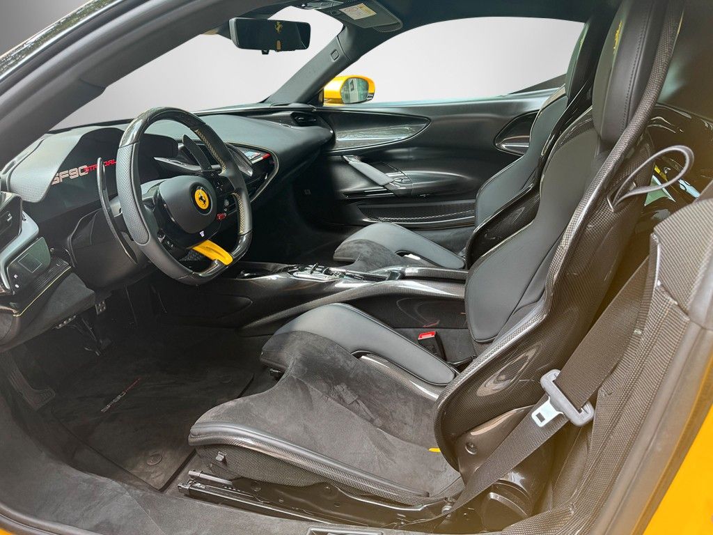 Ferrari SF90 2023