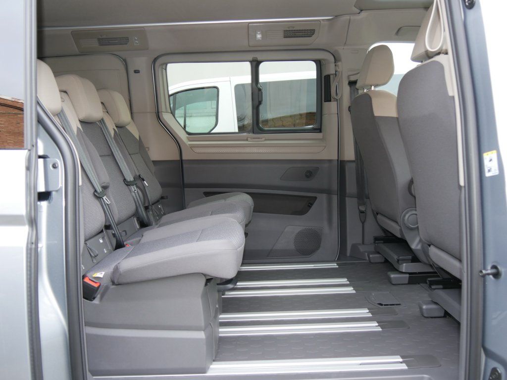 Volkswagen T7 California 2025