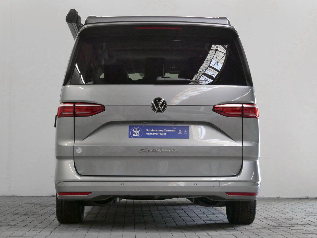 Volkswagen T7 California 2025