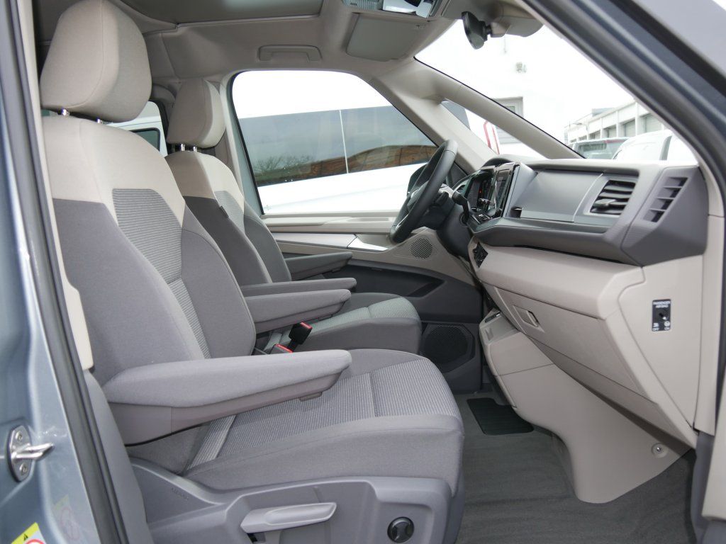 Volkswagen T7 California 2025