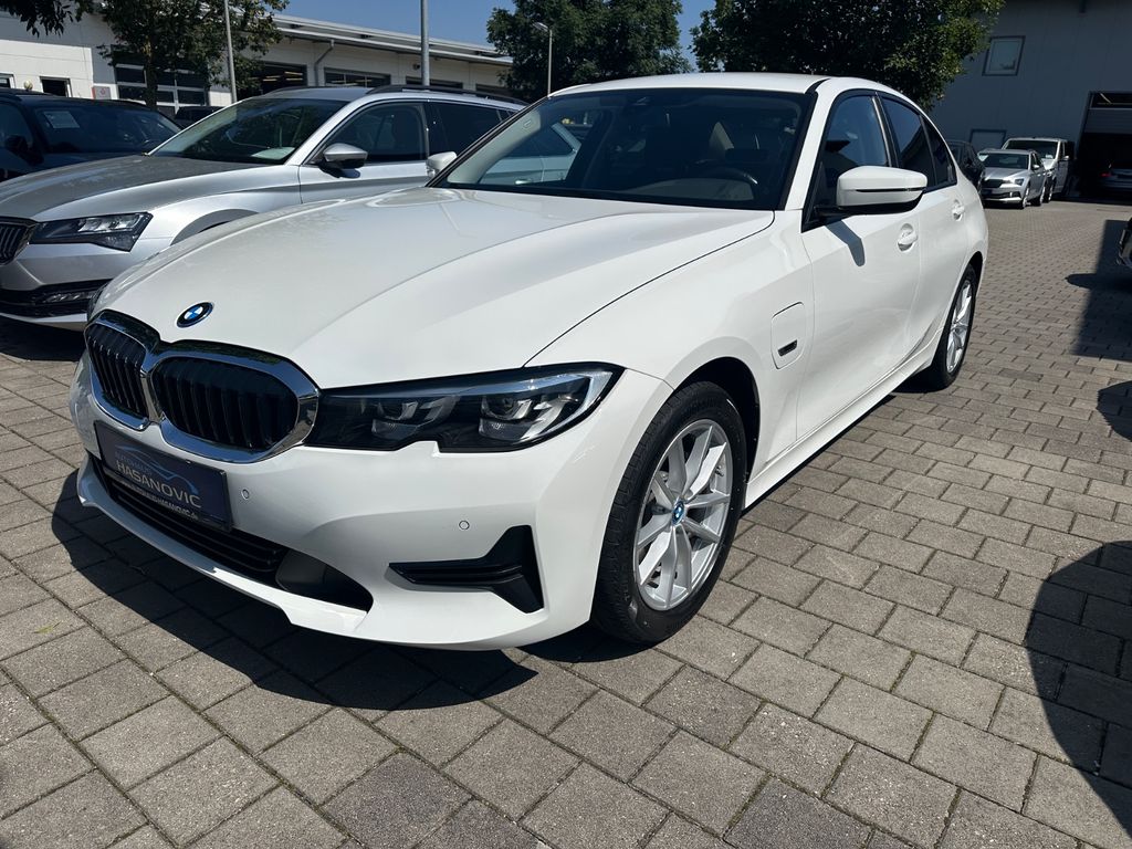 BMW 320 2022