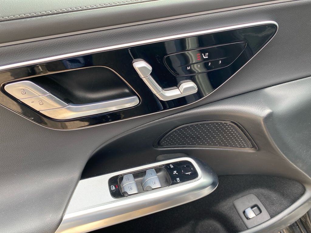 Mercedes-Benz E 300 2024