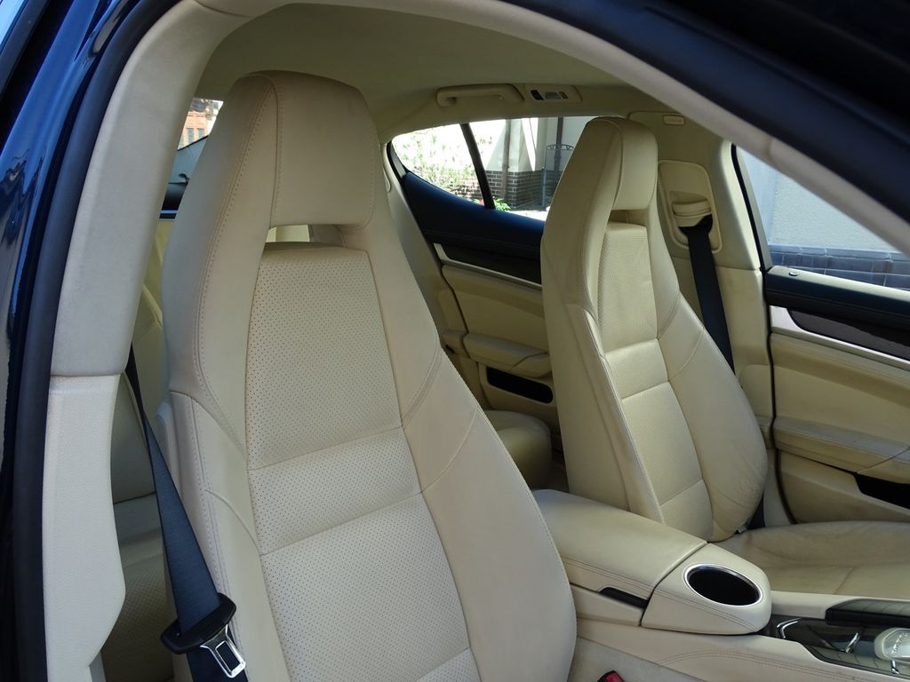 Porsche Panamera 2010