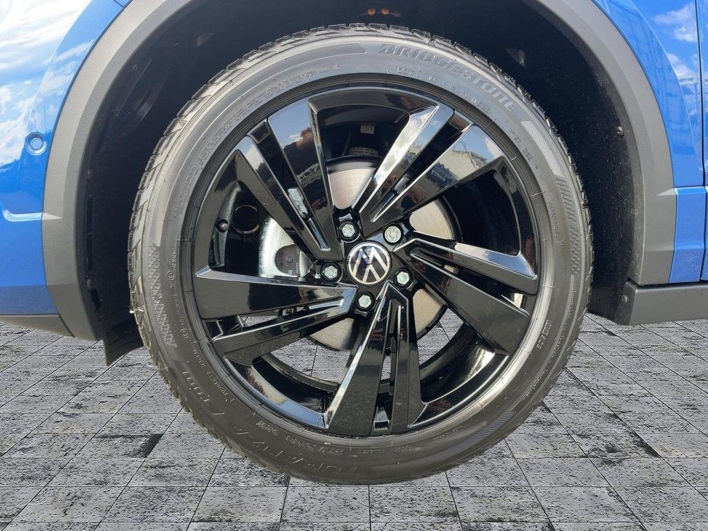 Volkswagen T-Roc 2025