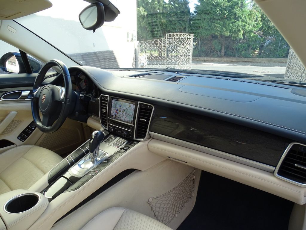 Porsche Panamera 2010