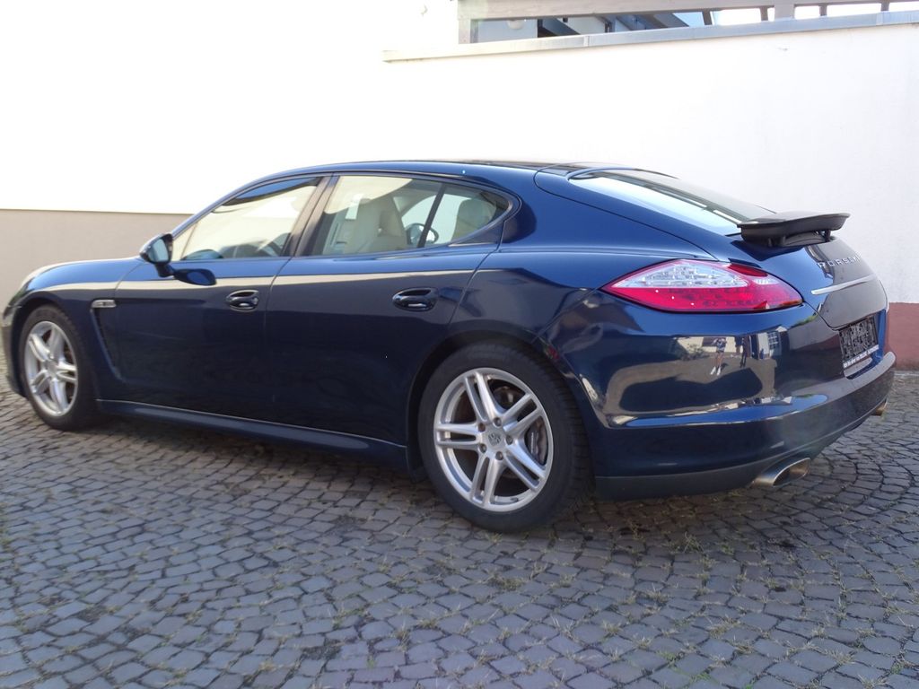 Porsche Panamera 2010