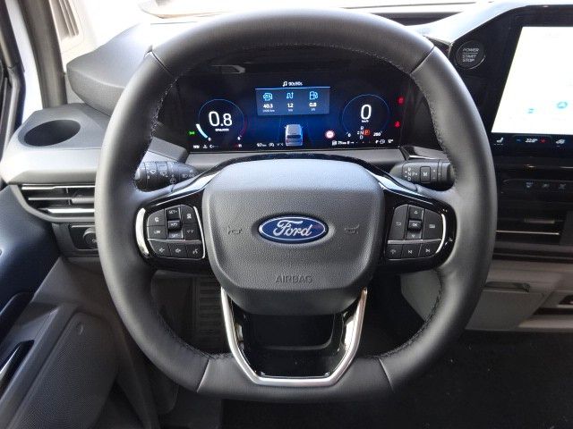 Ford Tourneo Custom 2025